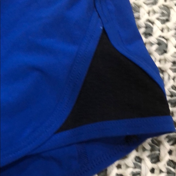 🌷Express Blue shorts - Picture 5 of 7